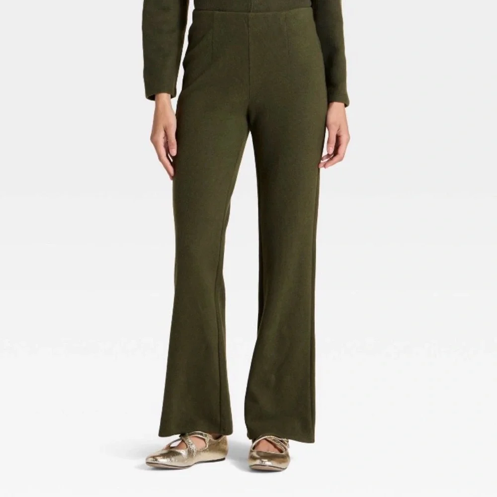 A New Day Dark Green Fleece Pants - Picture 5 of 7